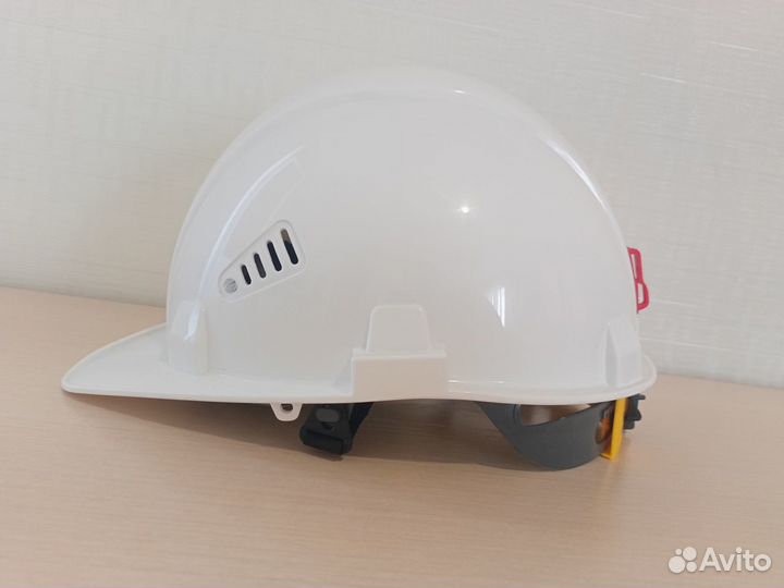 Каска строительная белая