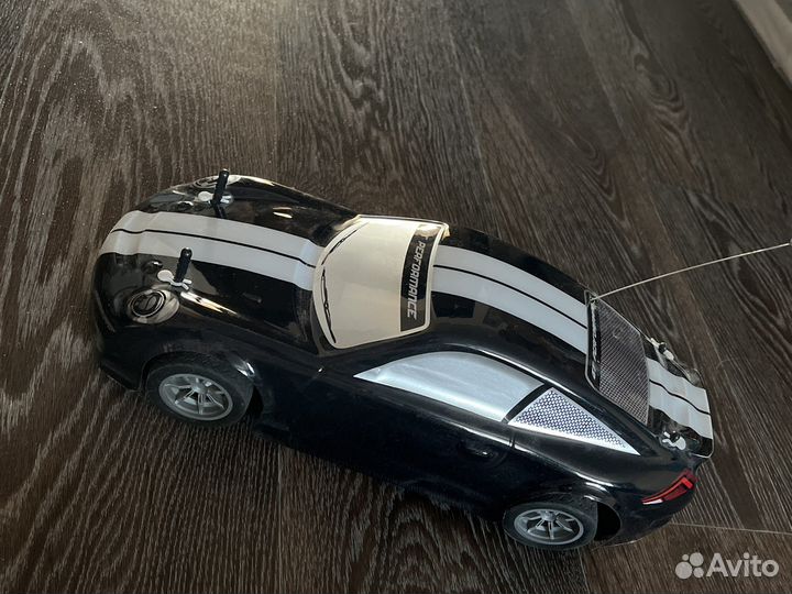 Машина на радиоуправлении новая