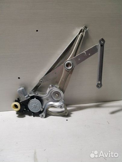 Стеклоподъемник передний правый Toyota Camry 40