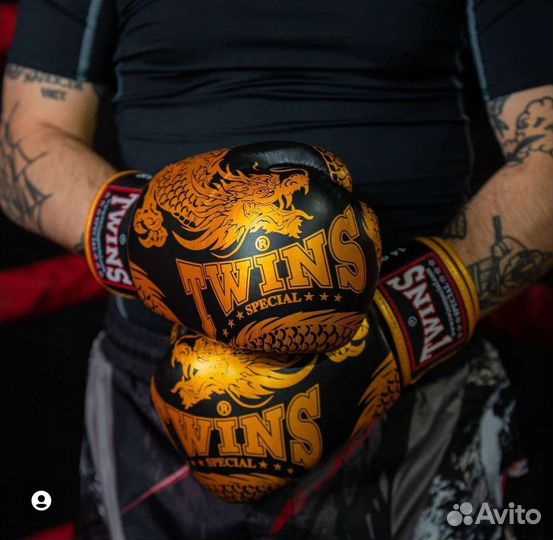 Боксерские перчатки Twins special