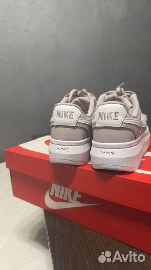 Кроссовки nike, размер 6.5