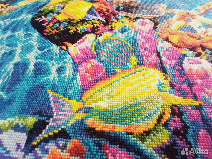 Готовая вышивка крестом 