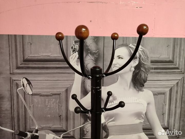 Вешалка напольная Квартет. Новая