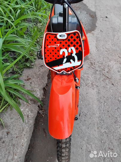 Велосипед в виде мотоцикла