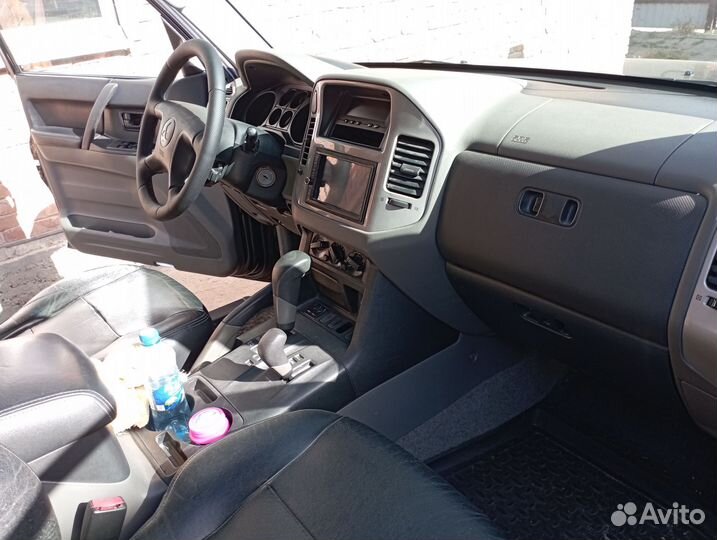 Mitsubishi Montero 3.5 AT, 2002, 275 010 км