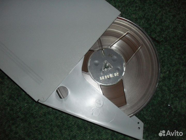 Для катушечных магнитофонов пленка в коробках