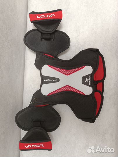 Нагрудник хоккейный Bauer YTH