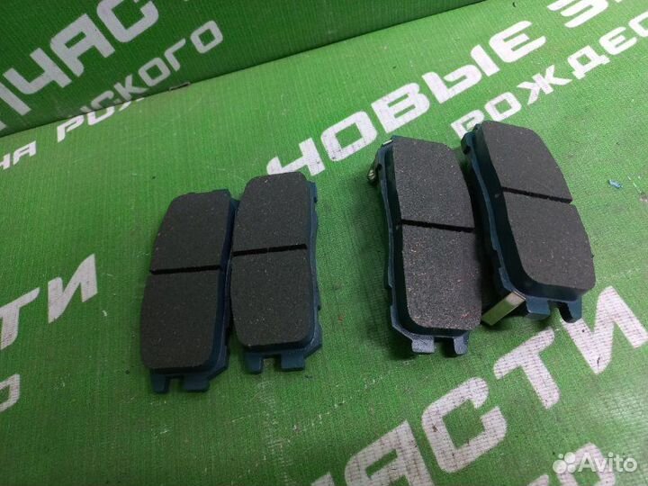 Задние тормозные колодки Isuzu Trooper 1997