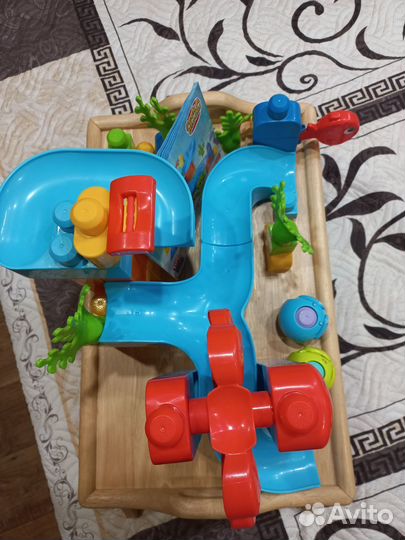 Конструктор Mega Bloks (игровой центр)