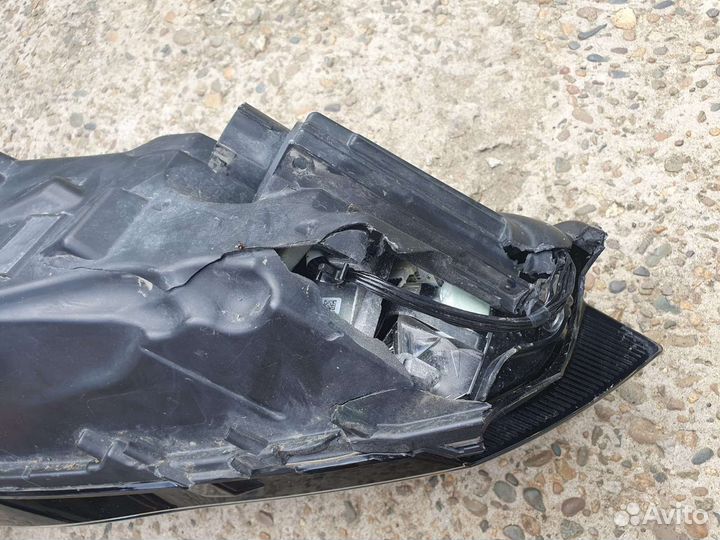 Фары правая jaguar f pace