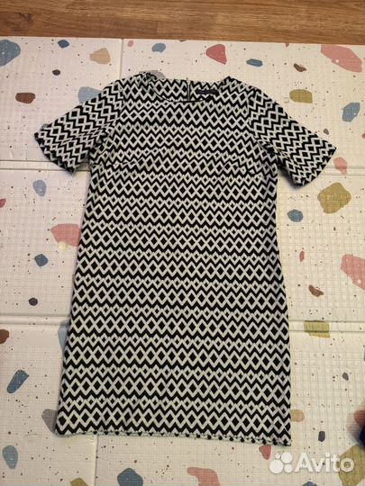 Платье женское 48 размера