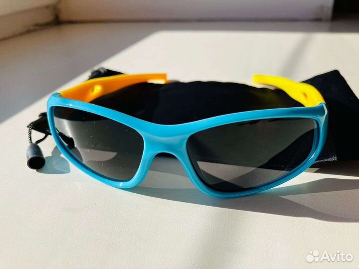 Спортивные очки детские солнцезащитные голубые