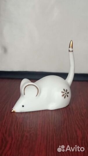 Статуэтки фарфор СССР: Пекинес Собачка лфз Мышка