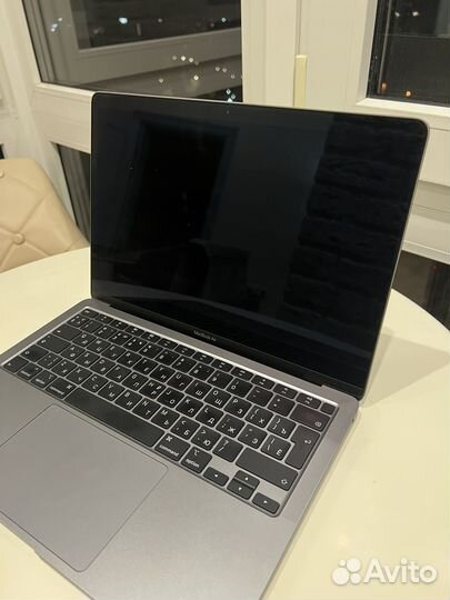 Macbook air 13 2020 i3