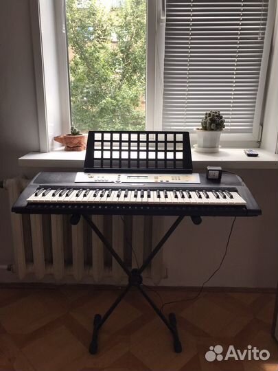 Синтезатор yamaha psr-r200