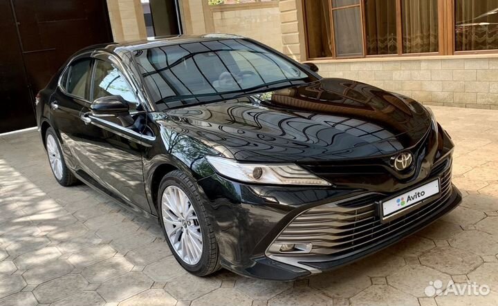 Toyota Camry 2.5 AT, 2019, 110 000 км