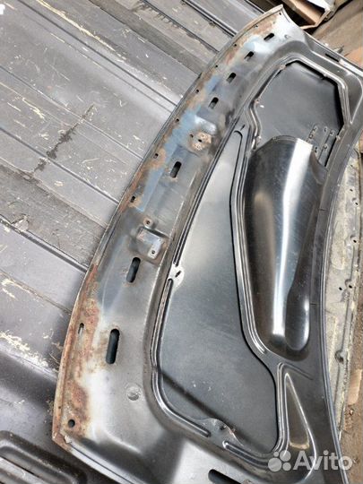 Капот Mercedes V-Class W638 2.1D 2001