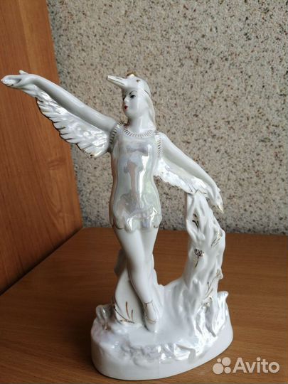 Фарфоровые статуэтки времен СССР