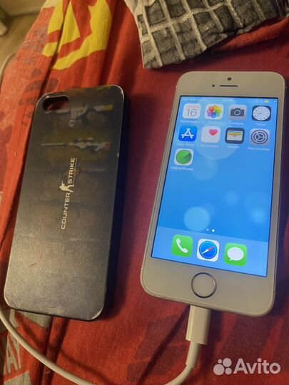 iPhone SE, 16 ГБ