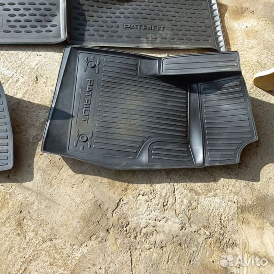 Автомобильные коврики УАЗ патриот