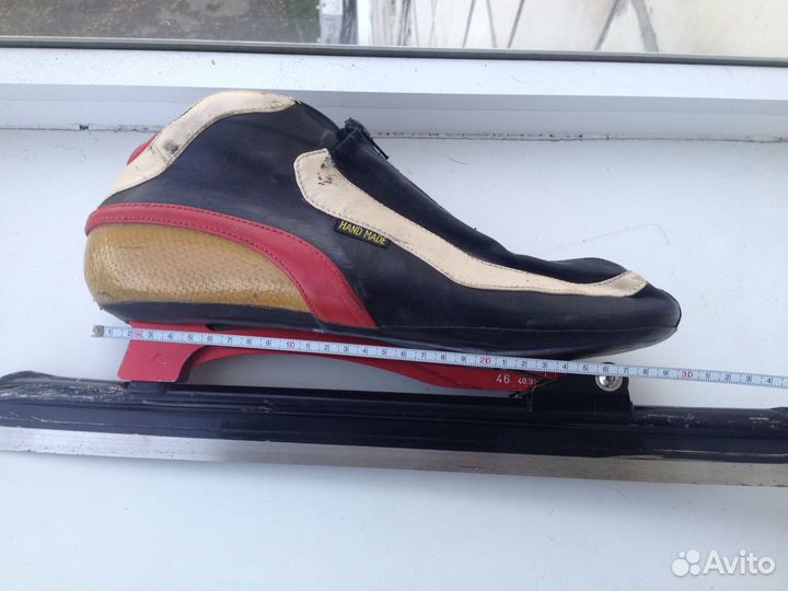 Коньки конькобежные