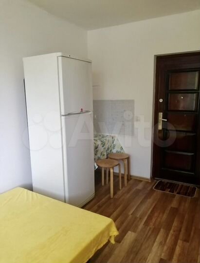 Комната 12,5 м² в > 9-к., 3/5 эт.