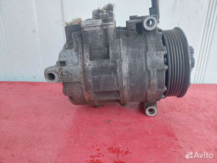 Компрессор кондиционера Mercedes-Benz W203