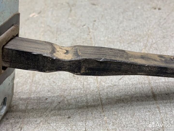 Ограничитель двери задний левый Hyundai Matrix 1