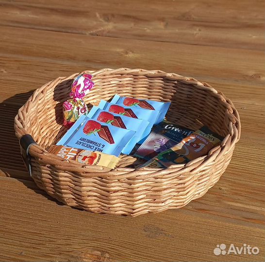 Плетеный поднос