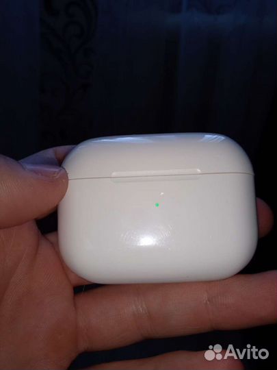Apple airpods PRO с шумоподавлением