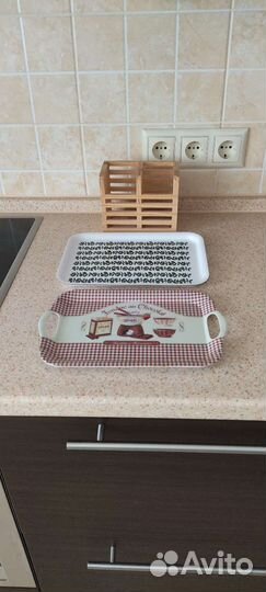 Подставка для приборов, поднос