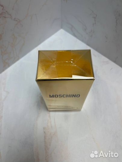 Духи moschino Fresh Gold lady 50ml edP NEW