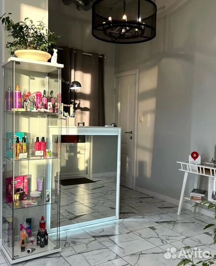 Администратор салона красоты