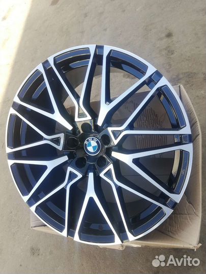 Диски BMW G05, X7 G07 5.112.r21 Разноширокие