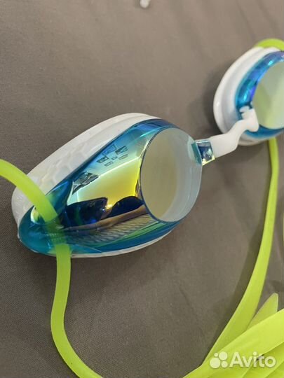 Плавательные очки