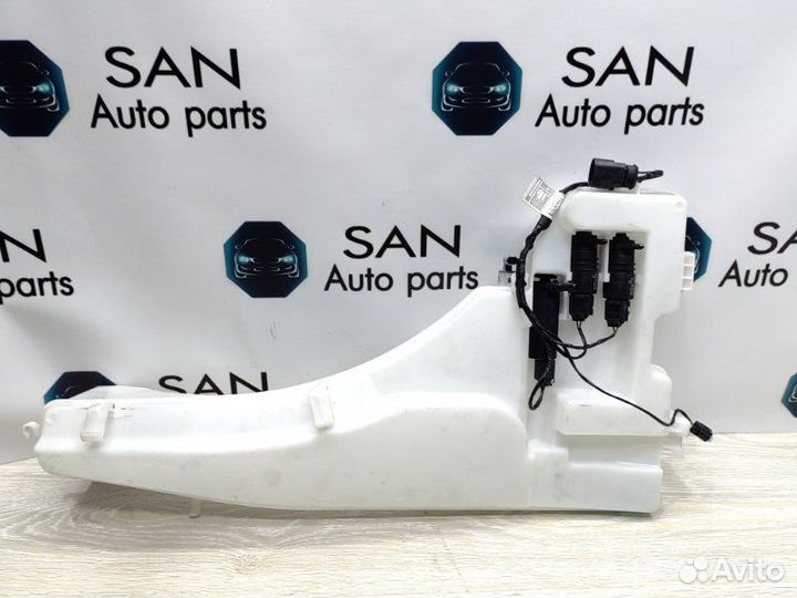 Бачок омывателя Bmw X5 Рест E70 рест N55B30 2012