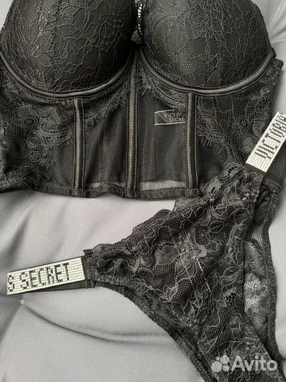 Новый Комлект нижнего белья Victoria's Secret