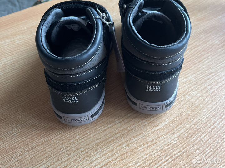Ботинки Geox 32 новые