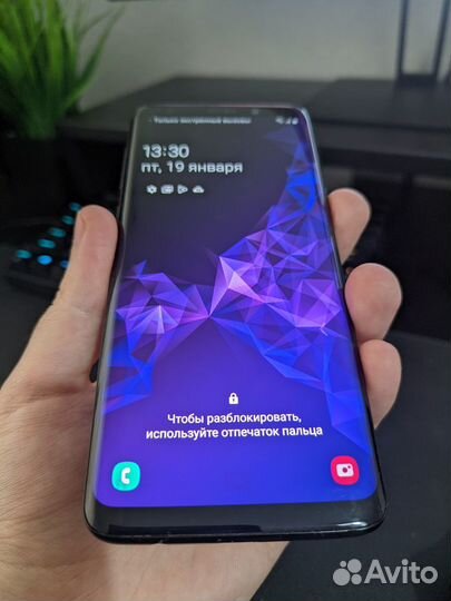 Samsung Galaxy S9, 4/64 ГБ