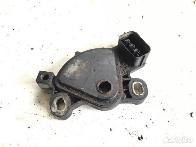 Датчик положения селектора АКПП Mitsubishi Galant