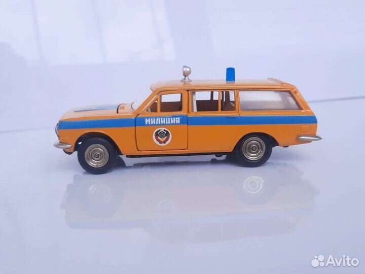 Модель автомобиля газ 24-02 гаи, СССР