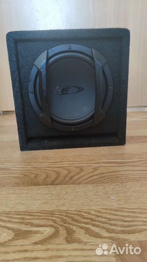 Активный сабвуфер