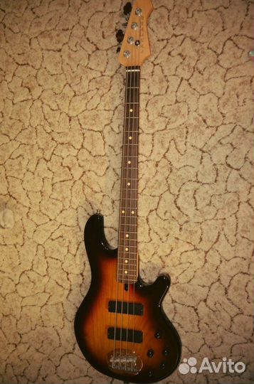 Lakland Skyline 44-01 бас гитара