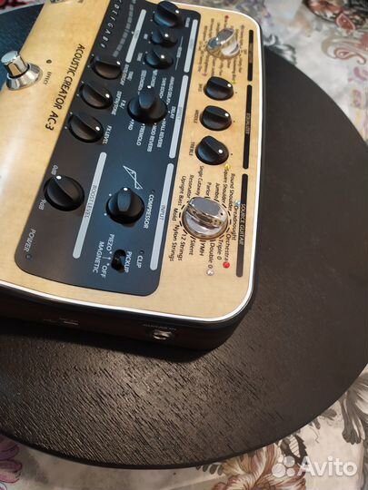 Педаль эффектов для гитары zoom AC-3