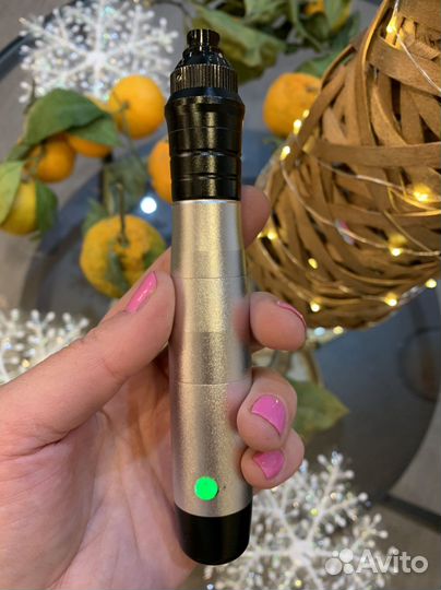 Беспроводная машинка для перманентного макияжа