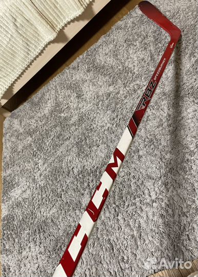 Клюшка хоккейная