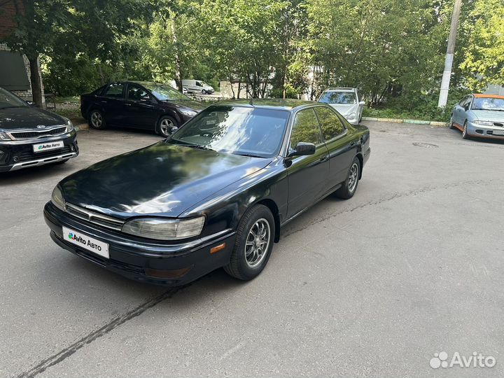 Toyota Camry 2.0 AT, 1992, 300 000 км