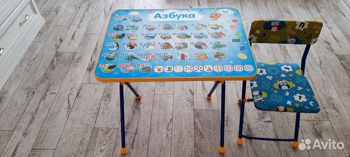 Детский стол и стул