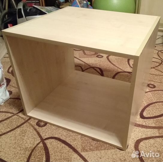 Кухонный навесной шкаф