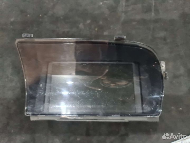 Центральный дисплей Mercedes W221